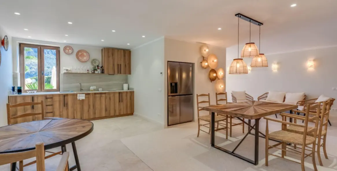 Sale of detached villa in Benahavís 2