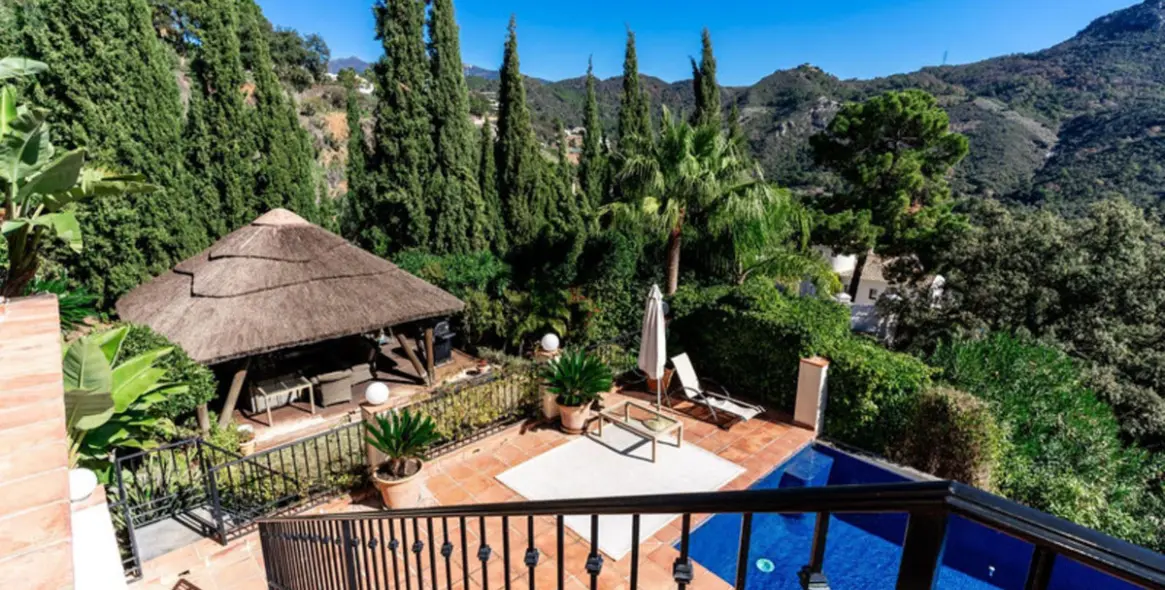 Sale of detached villa in Benahavís 3