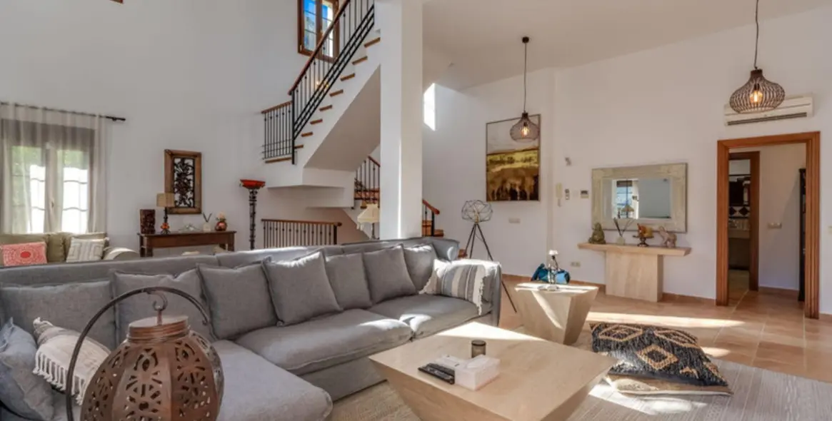 Sale of detached villa in Benahavís 4