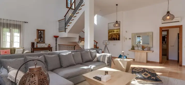 Sale of detached villa in Benahavís 3