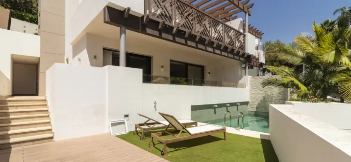 Venta de casa pareada en Marbella 0
