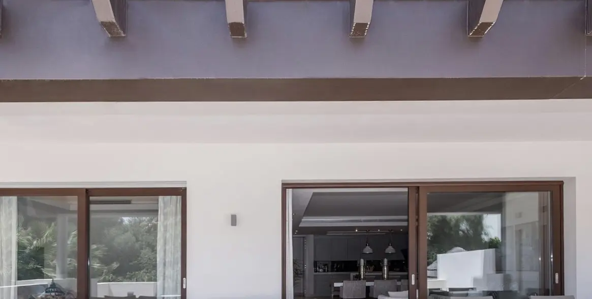 Продажа дома на две семьи в Marbella 6