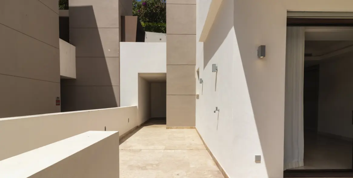 Продажа дома на две семьи в Marbella 23