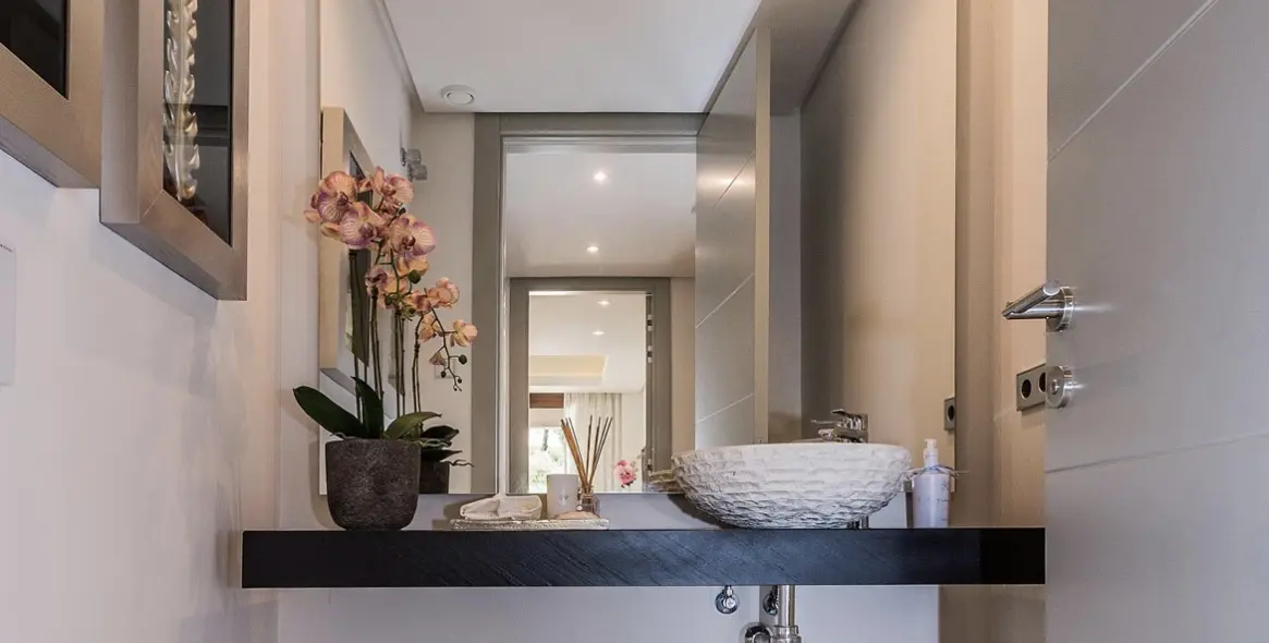 Sale of semi-detached house in Marbella 10
