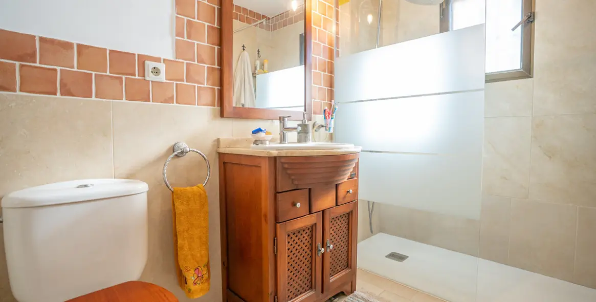 Продажа  отдельно стоящей виллы в Nueva Andalucía 10