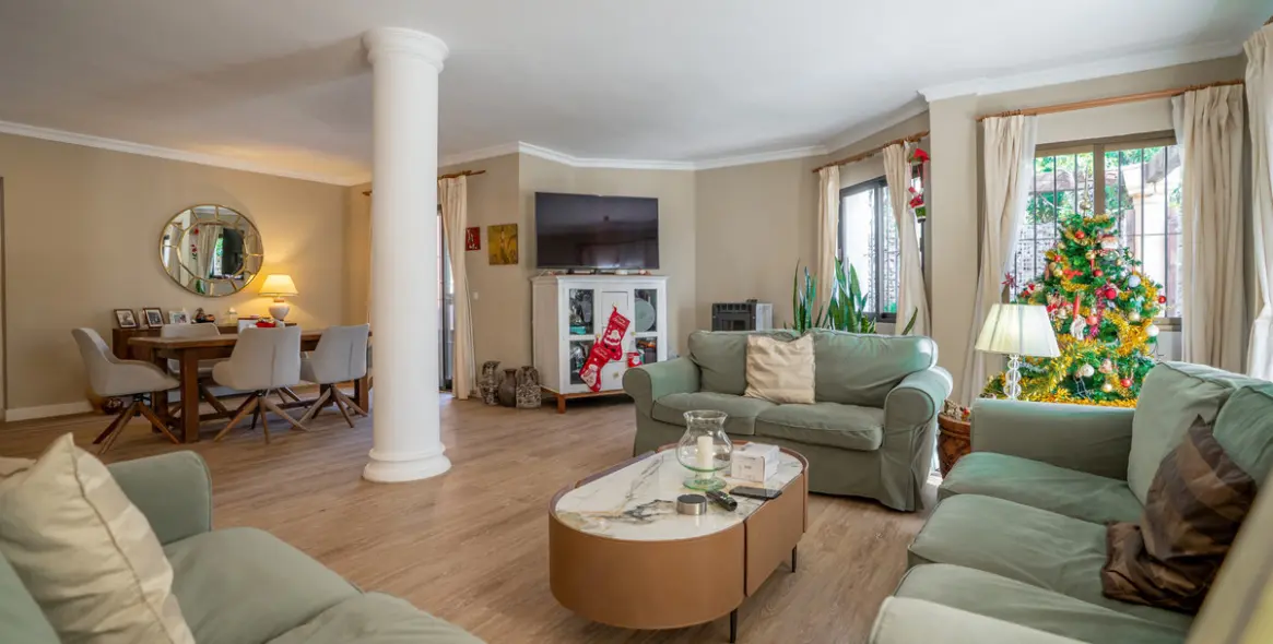 Продажа  отдельно стоящей виллы в Nueva Andalucía 16