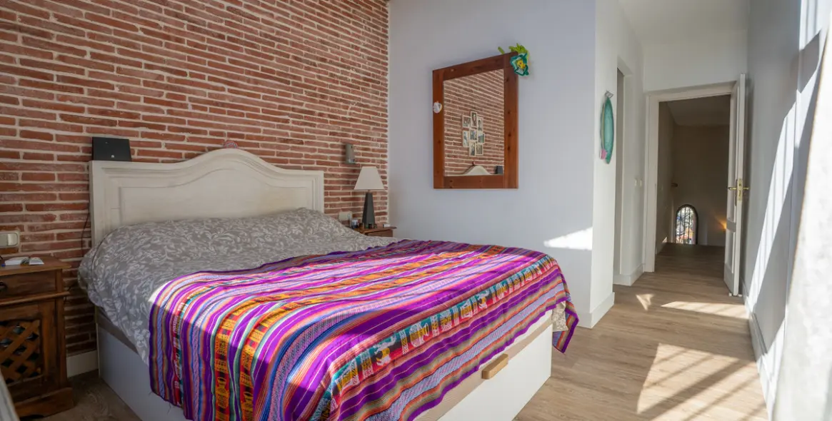 Продажа  отдельно стоящей виллы в Nueva Andalucía 17