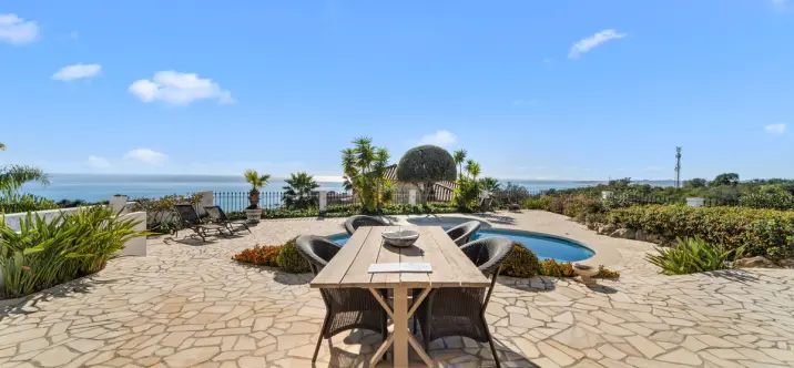 Продажа  отдельно стоящей виллы в Benalmadena 0