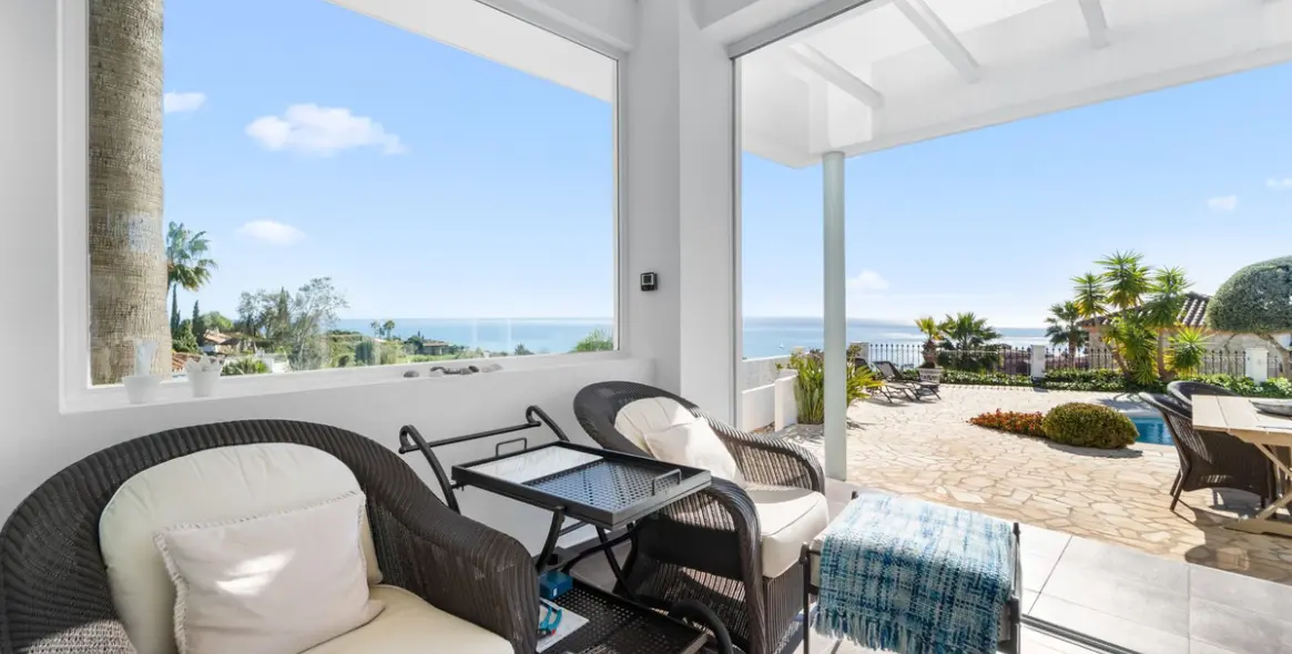 Продажа  отдельно стоящей виллы в Benalmadena 2