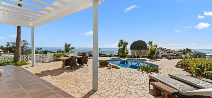 Продажа  отдельно стоящей виллы в Benalmadena 2