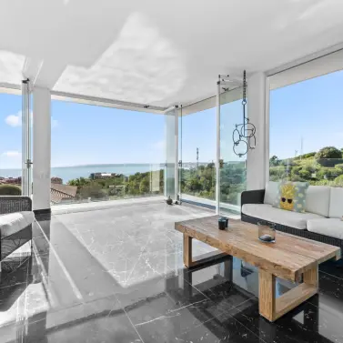 Продажа  отдельно стоящей виллы в Benalmadena