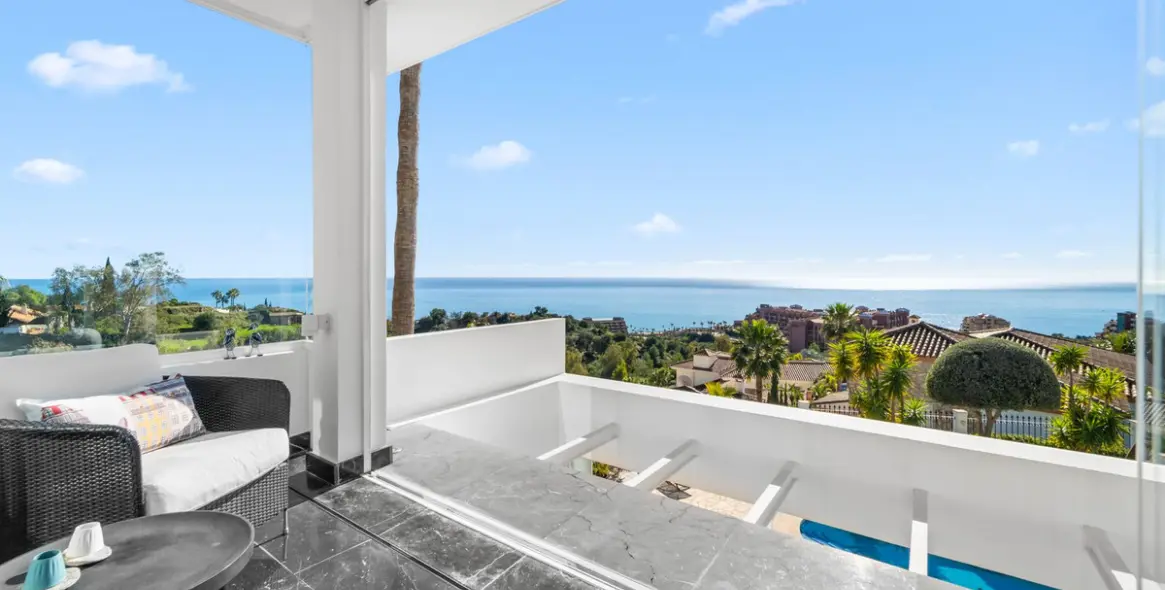 Продажа  отдельно стоящей виллы в Benalmadena 12