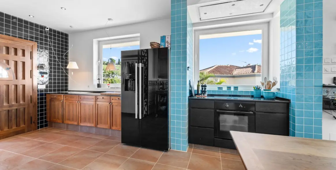 Продажа  отдельно стоящей виллы в Benalmadena 14