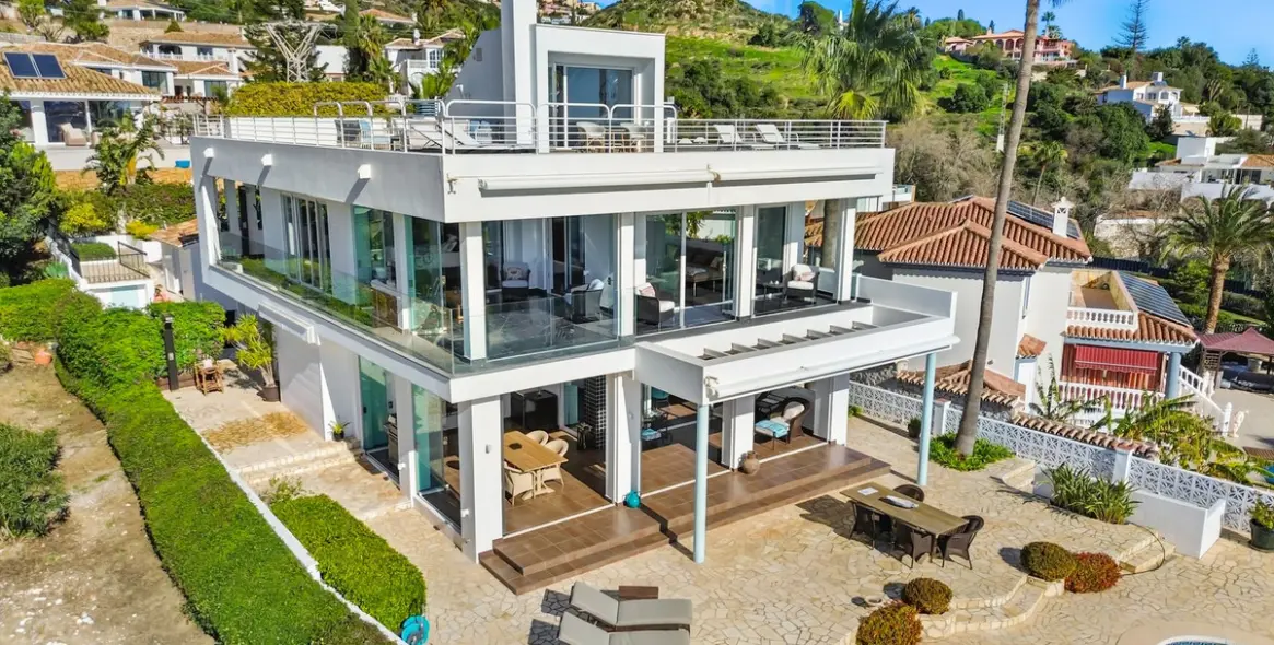 Sale of detached villa in Benalmadena 23