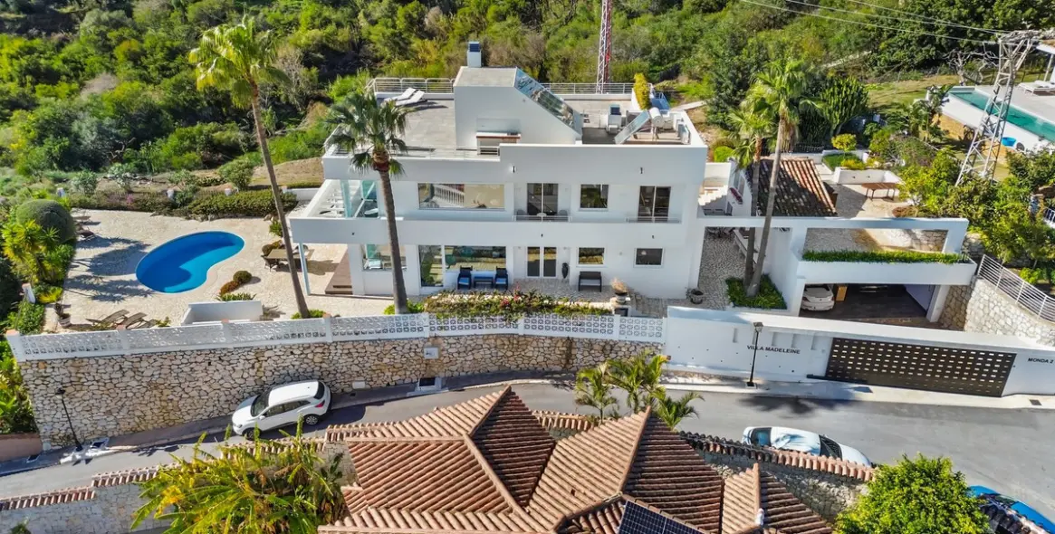 Sale of detached villa in Benalmadena 26