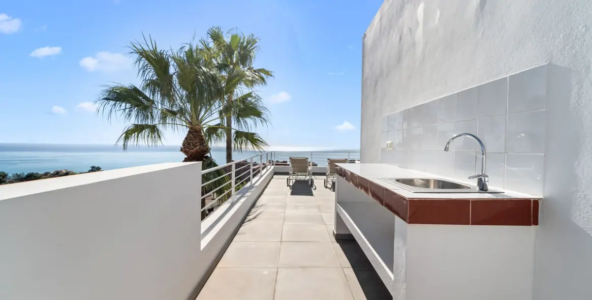 Sale of detached villa in Benalmadena 38