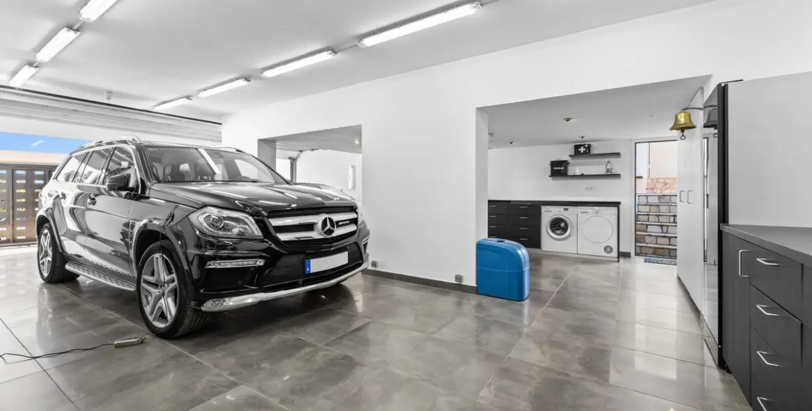 Sale of detached villa in Benalmadena 63