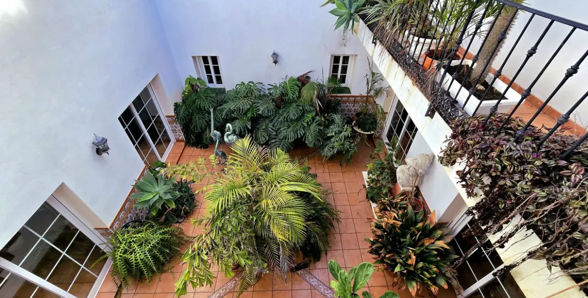 Venta de villa independiente en New Golden Mile 23