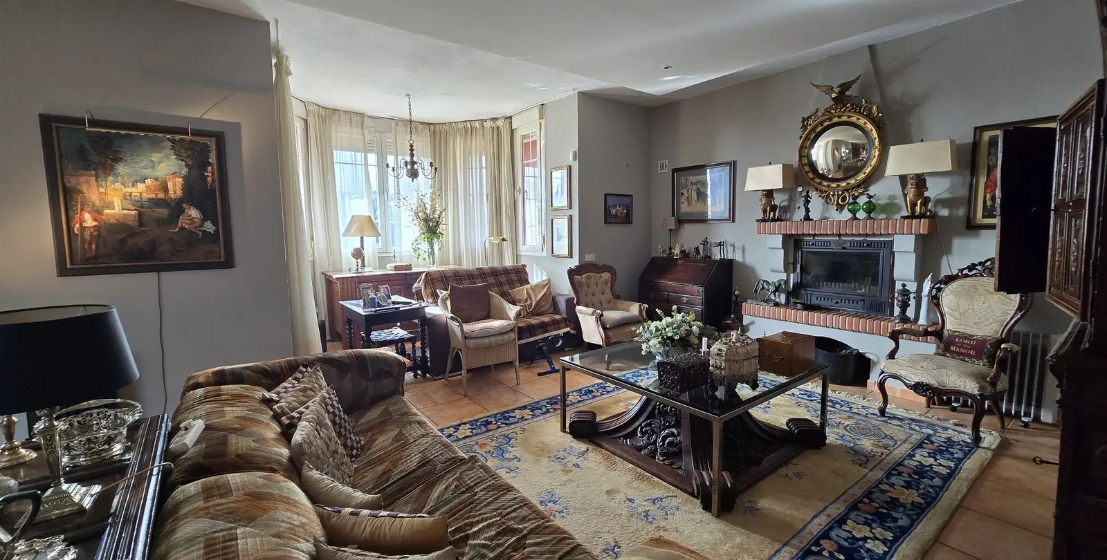 Sale of detached villa in New Golden Mile 4