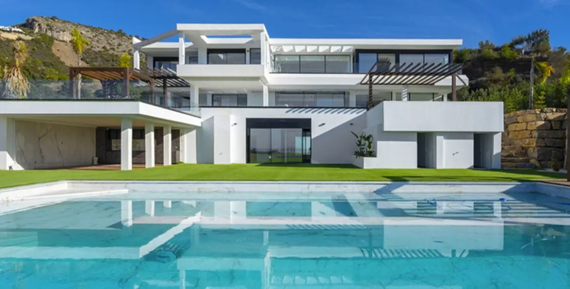 Продажа  отдельно стоящей виллы в Benahavís 1