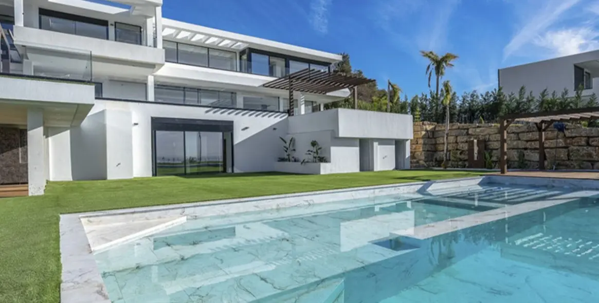 Продажа  отдельно стоящей виллы в Benahavís 4