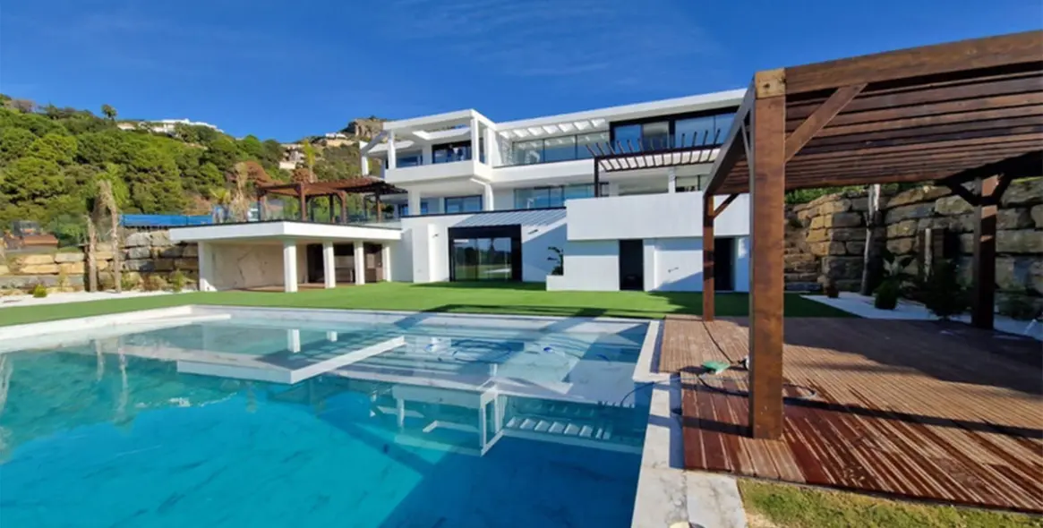 Продажа  отдельно стоящей виллы в Benahavís 5