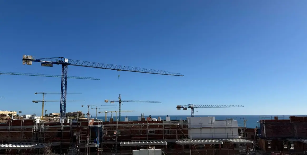 Продажа апартаментов на среднем этаже в La Cala de Mijas 5