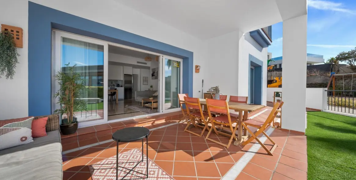 Venta de apartamento en planta baja en Benahavís 3
