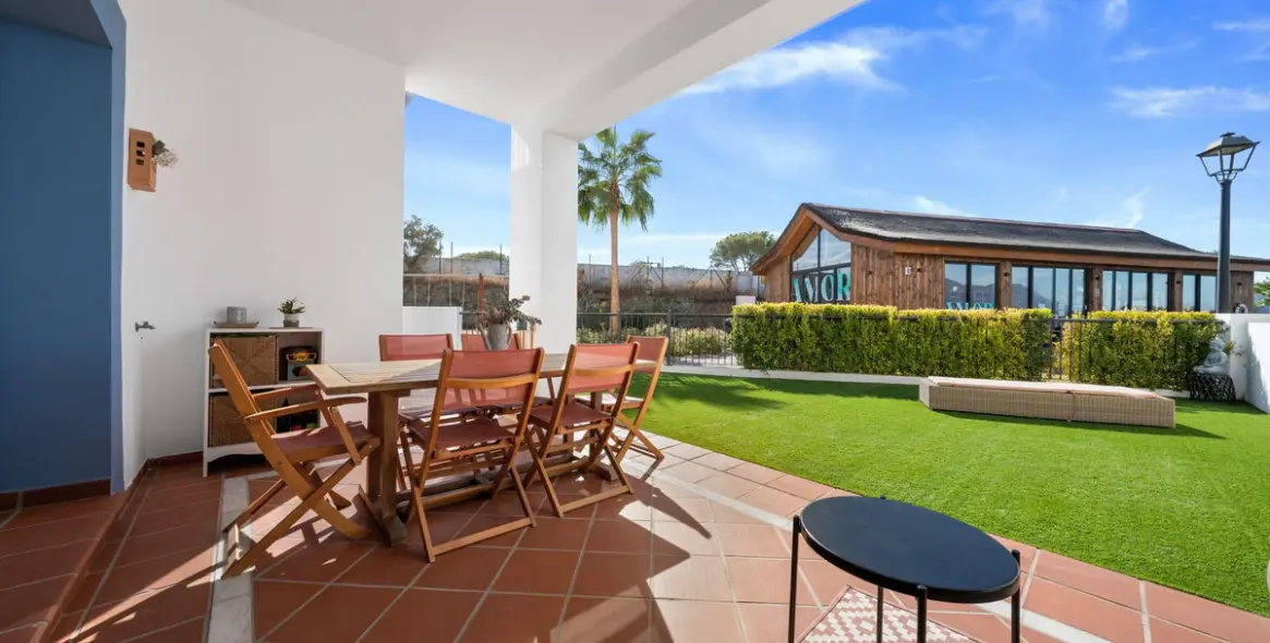 Venta de apartamento en planta baja en Benahavís 4