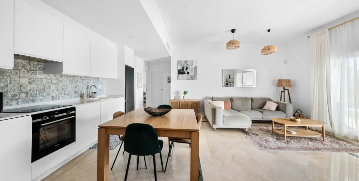 Venta de apartamento en planta baja en Benahavís 10