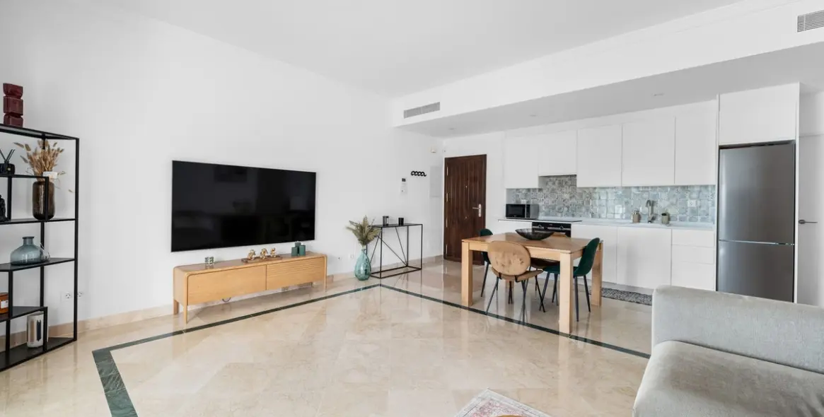 Venta de apartamento en planta baja en Benahavís 12