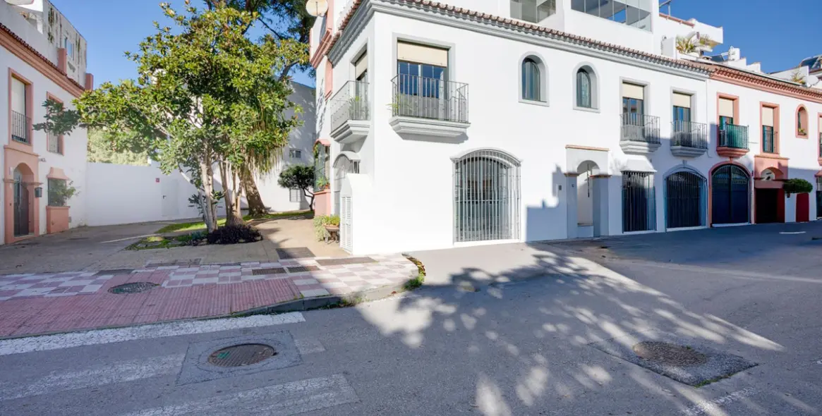 Продажа таунхауса в Cancelada 1