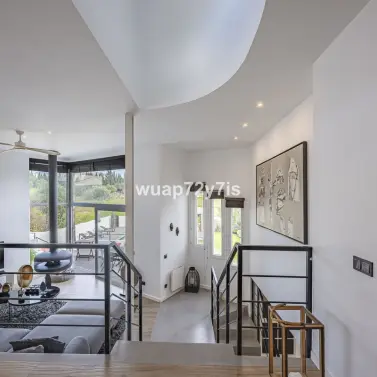 Sale of detached villa in Guadalmina Alta