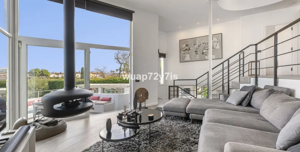 Sale of detached villa in Guadalmina Alta 9