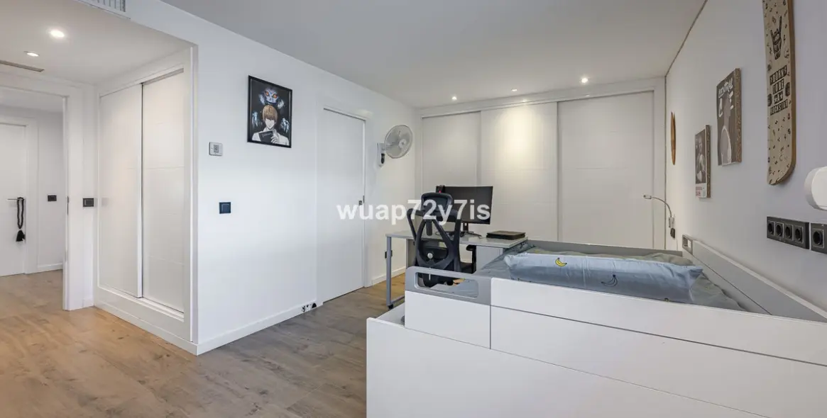 Продажа  отдельно стоящей виллы в Guadalmina Alta 36