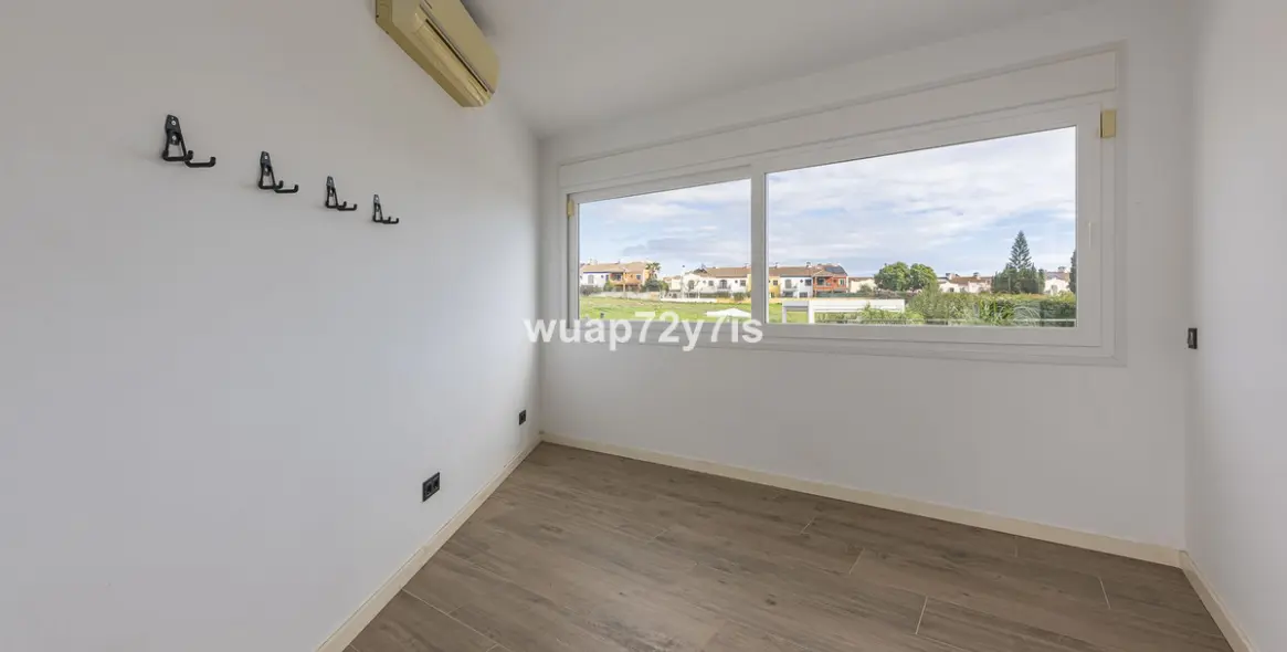 Продажа  отдельно стоящей виллы в Guadalmina Alta 40