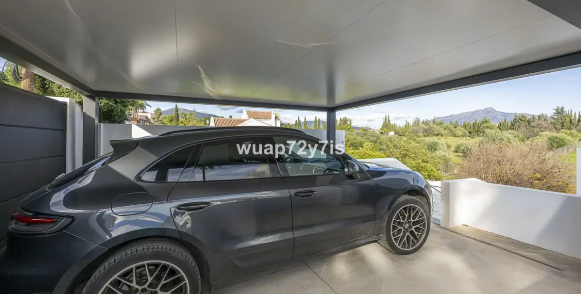 Продажа  отдельно стоящей виллы в Guadalmina Alta 57