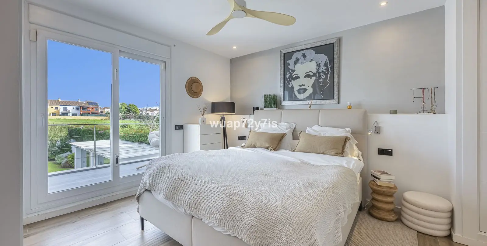 Sale of detached villa in Guadalmina Alta 24