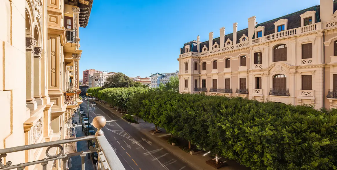 Sale of middle floor apartment in Málaga Centro 2