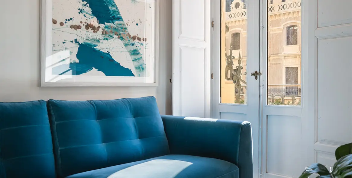 Sale of middle floor apartment in Málaga Centro 11