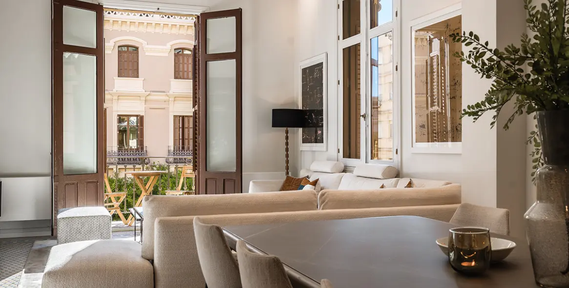 Sale of middle floor apartment in Málaga Centro 14