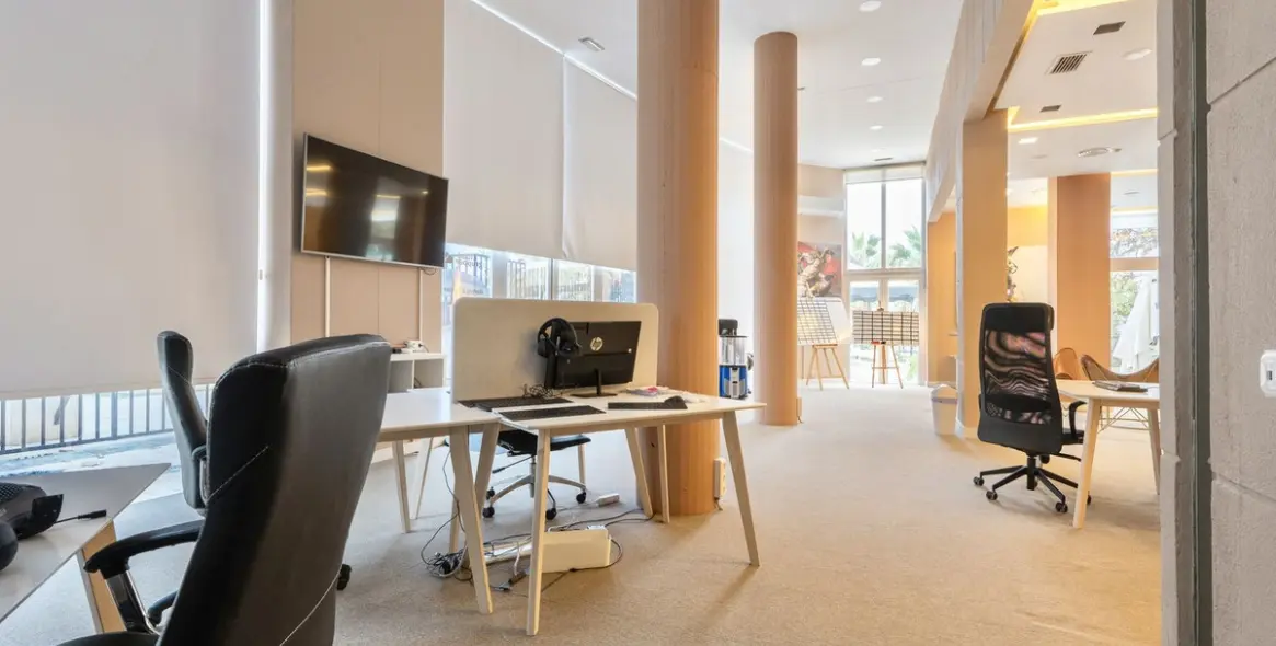 Long-term rent of office in Marbella 4