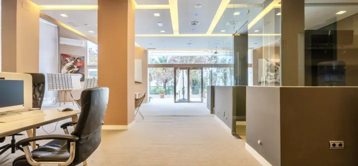 Alquiler a largo plazo de oficina en Marbella 0