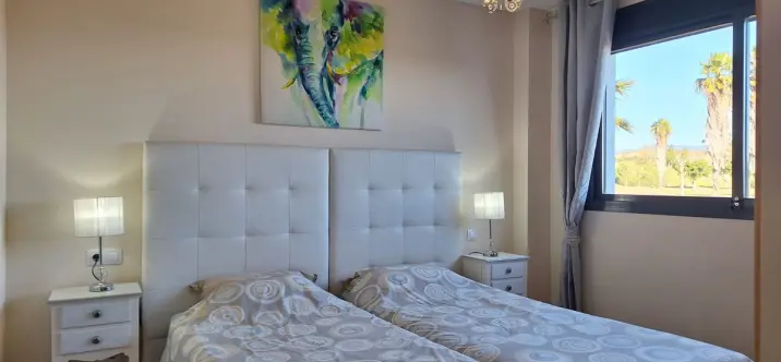 Sale of ground floor apartment in Doña Julia 3