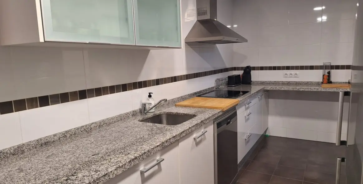 Продажа апартаментов на первом этаже в Doña Julia 6