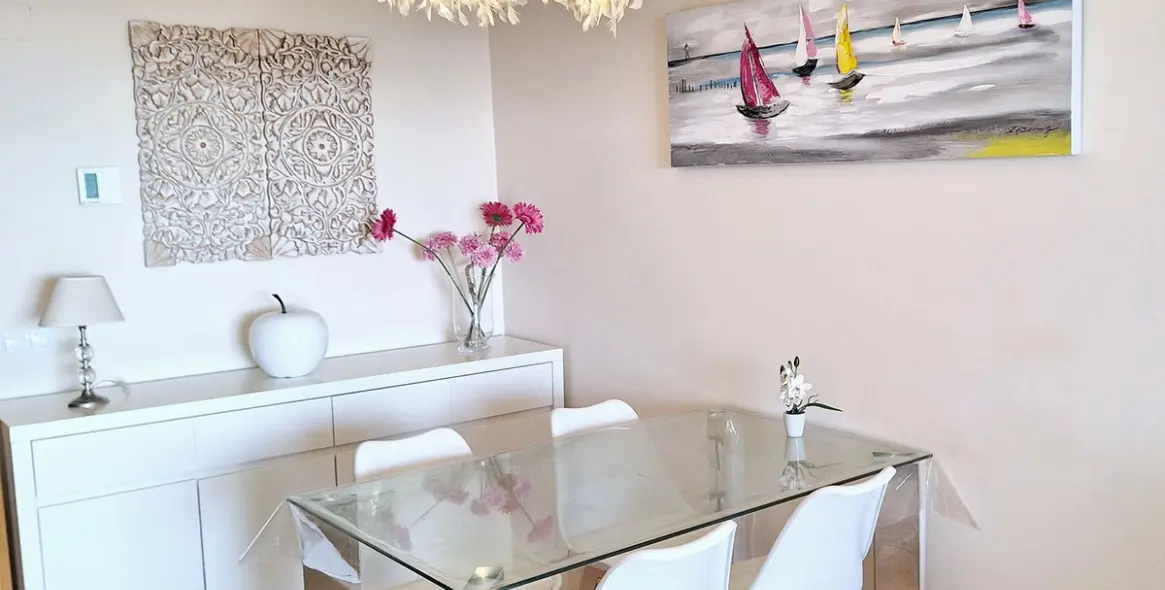 Продажа апартаментов на первом этаже в Doña Julia 8