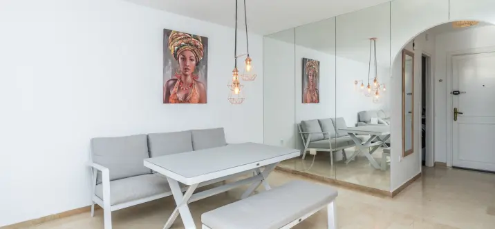 Sale of penthouse in El Paraiso 4