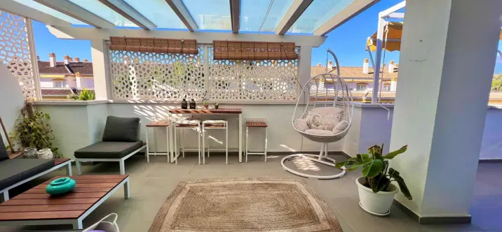 Sale of penthouse in Nueva Andalucía 0