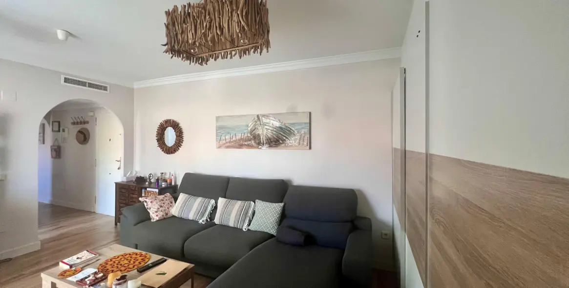 Sale of penthouse in Nueva Andalucía 11