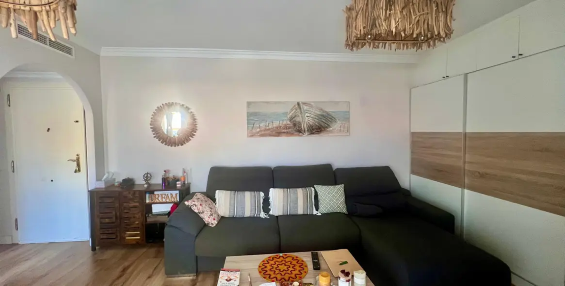 Sale of penthouse in Nueva Andalucía 13